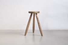 stool-nv4